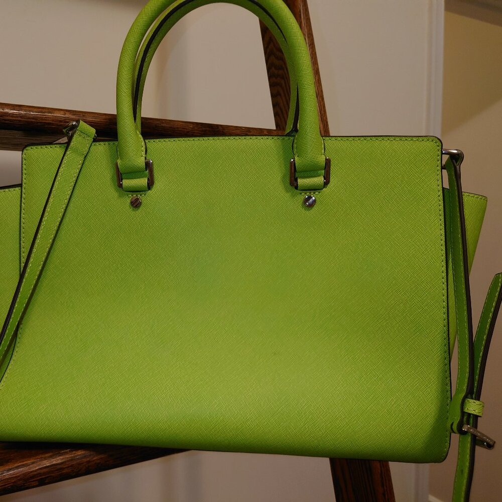 Michael Kors Large Selma Pear Green Purse - Picture 5 of 12